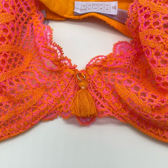 SAVAGE FENTY by Rihanna Stranded In Lace Crochet Balconette Bra 38DD Orange Crm - Picture 3 of 11